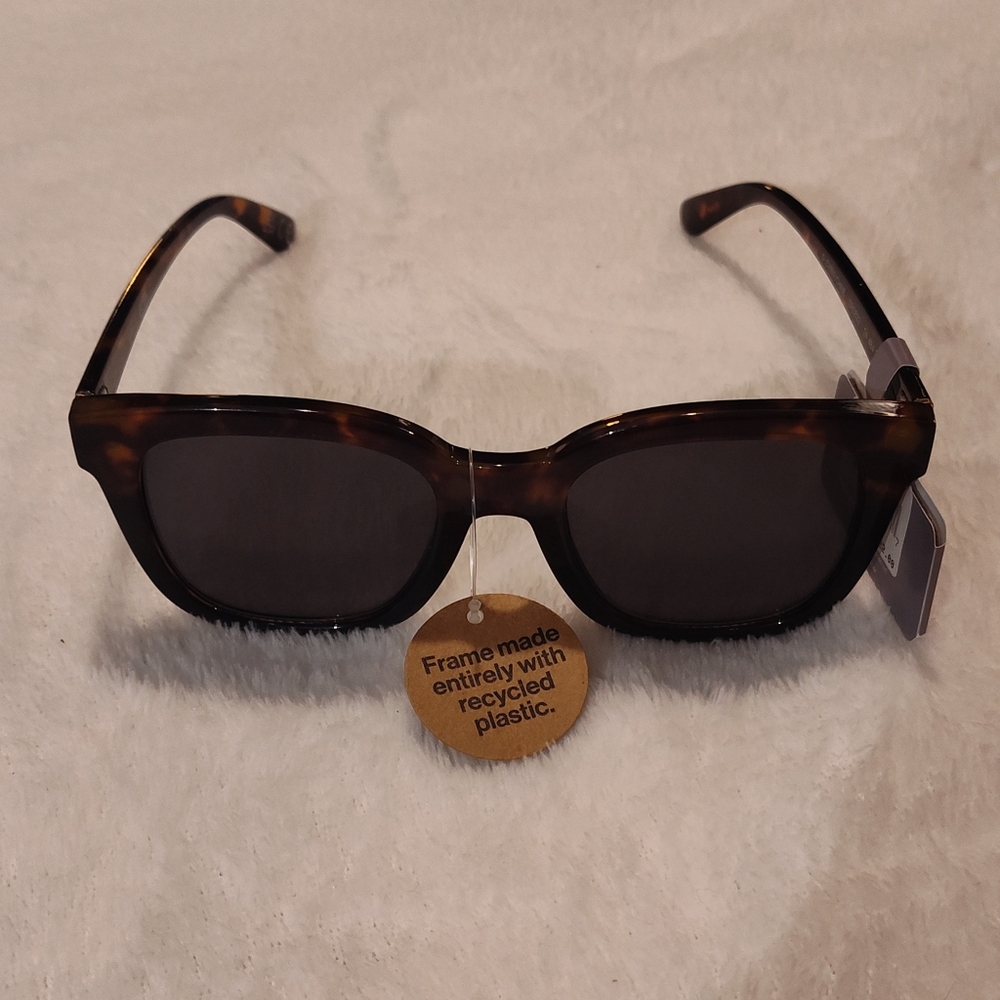 NWT! FALLS CREEK Sunglasses